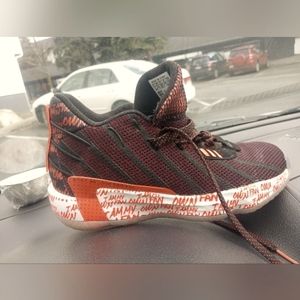 Adidas Dame 7 “I AM MY OWN FAN” Basketball Shoes Men’s Size 7 men's/youth